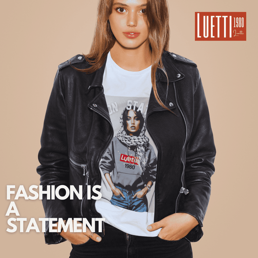 "FASHION IS A STATEMENT" Regular Fit T-shirt